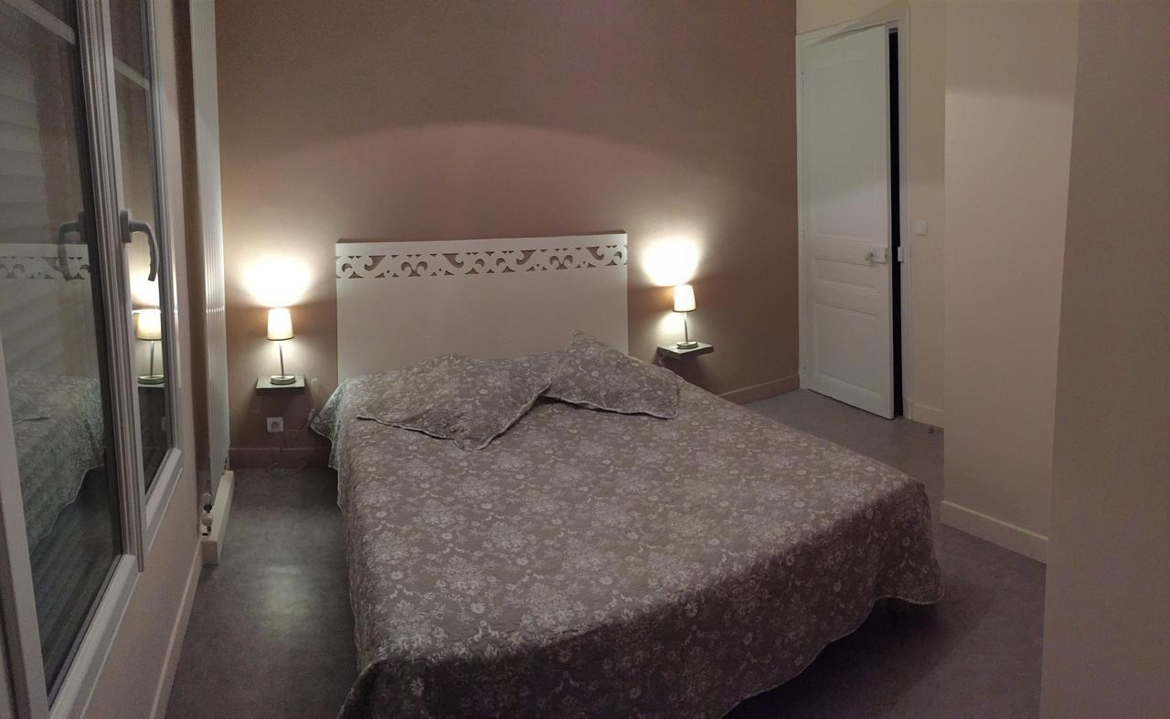 La Roseraie Villa Haybes Dış mekan fotoğraf