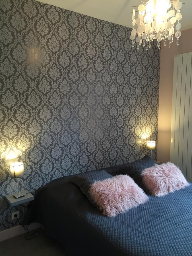 La Roseraie Villa Haybes Oda fotoğraf